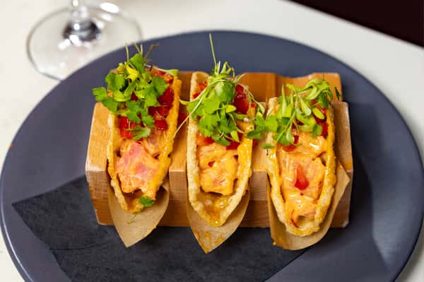 Spicy Tuna Wontons