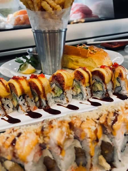 Bringing The Beach to You at Message In A Bottle
🍣30A & Ana Roll🌊
📸: @angelamichaelskincare
Like A Virgin Mocktail 🍹
Ginger Beer, Sprite, 🍋🟩 & 🍍 Juice
Weekly Sunday Special⚓️
🦞Maine-Style Lobster Roll
Message In A Bottle
5515 Chamblee Dunwoody Rd in Dunwoody Village
