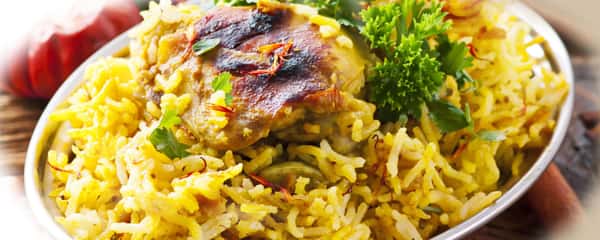 Close up chickne biryani