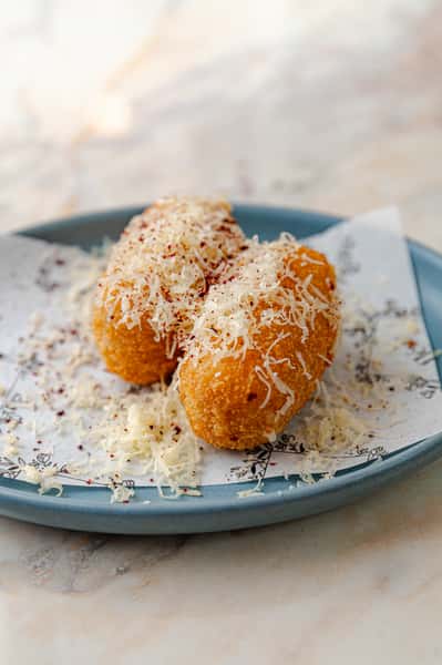 Mac & Cheese Croquettes