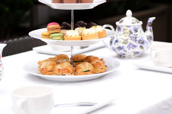 Tea Party to Go (Serves 10)/Lite Bite Box to Go (Serves 10)