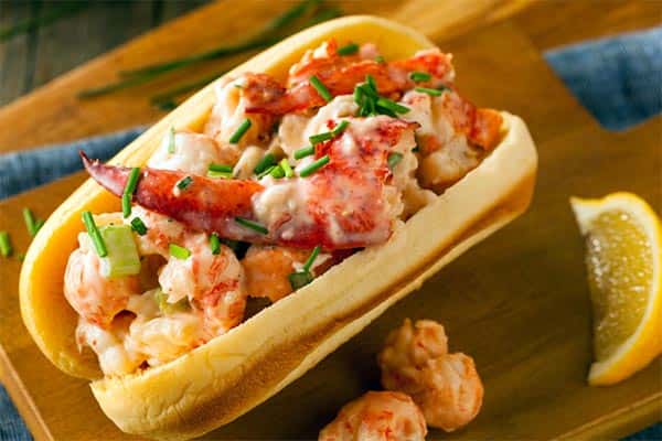 LOBSTER ROLL