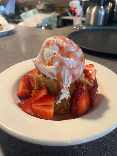 Habanero Strawberry Shortcake