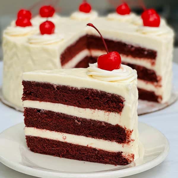 RED VELVET CAKE
