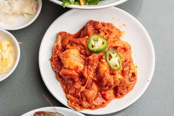 Maewoon Daeji Bulgogi SPICY GARLIC PORK BUTT