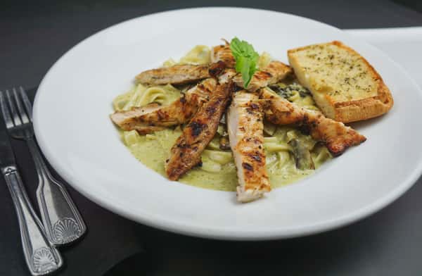 Chicken Pesto Pasta
