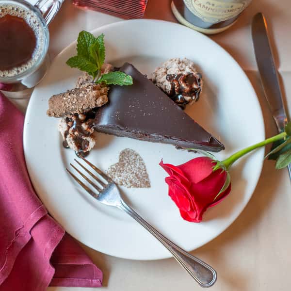 Johnny's Flourless Chocolate Cake
