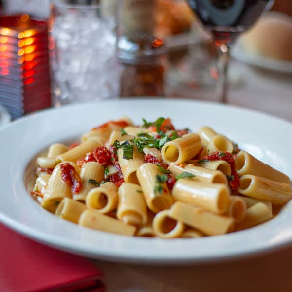 Rigatoni Tomato Basil