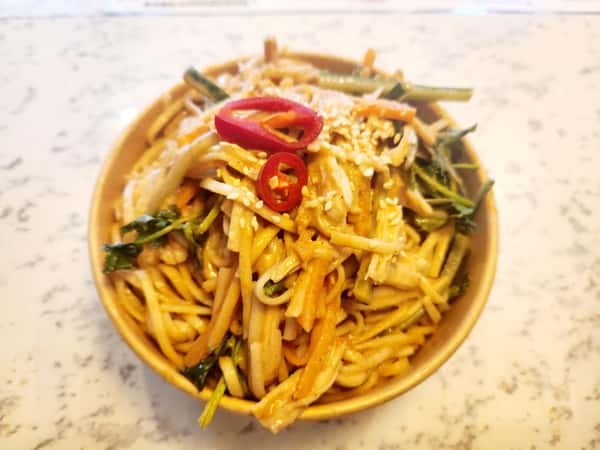 119. 【(NEW) Spring & Summer Dishes】Shredded chicken with sesame sauce mixed with Noodles - Cold Dish 鸡丝麻酱凉面
