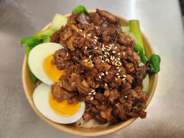 118.【NEW】Taiwanese Style Braised Pork Noodle 肉燥拌麵