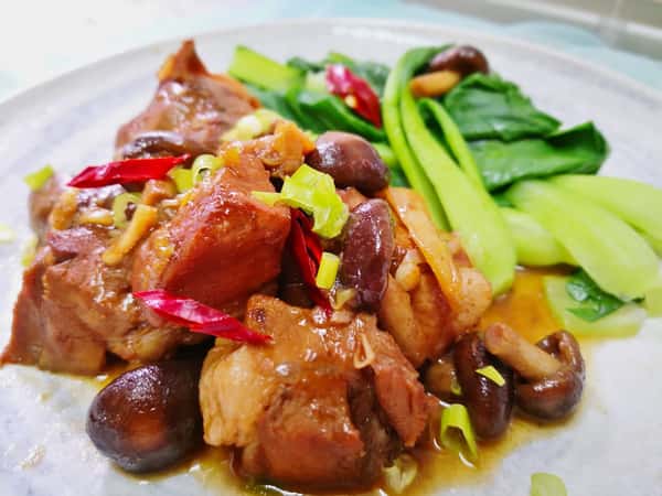 514. 【NEW】Stewed Pork with Green Pak Choi Bento 红烧肉炖小唐菜盒饭