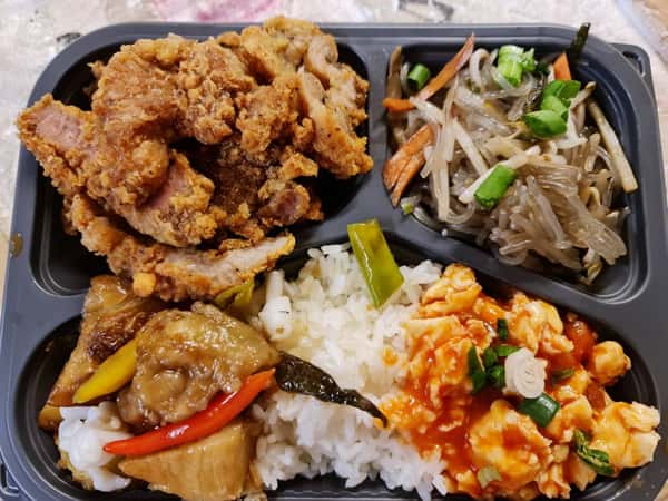 503. Taiwanese Pork Chop Bento 台式去骨猪排盒饭