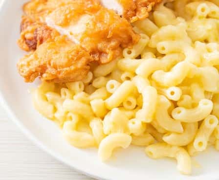 Mac and cheese with chicken