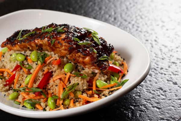 SALMON QUINOA FRIED RICE