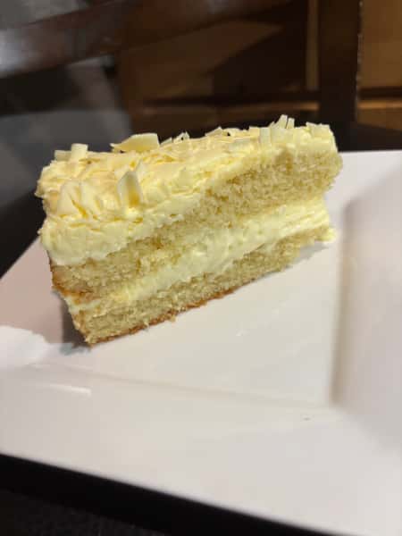 Limoncello Cake
