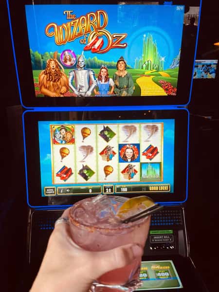 SLOTS