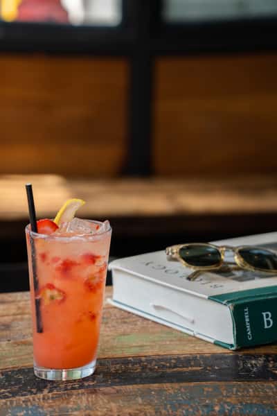 Strawberry-Tangerine Refresher