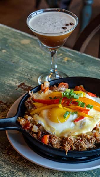 RED EYE PULLED PORK HASH