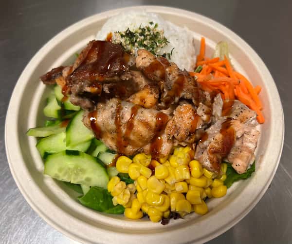 Grilled Salmon Poke Bowl