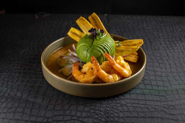 Ceviche Tropical De Camaron y Pescado