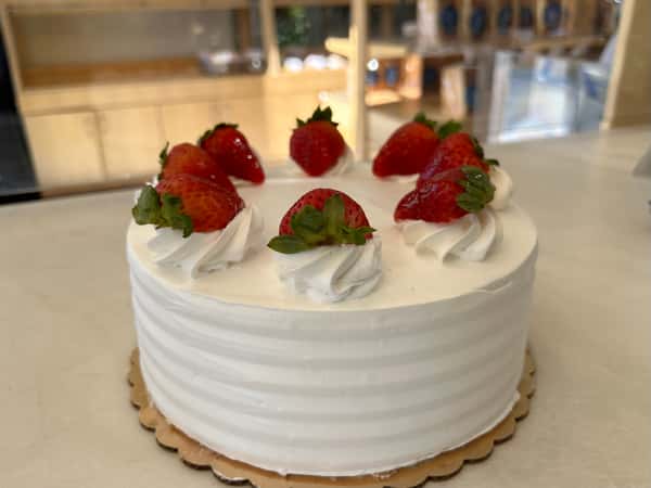 Strawberry Shortcake Whole