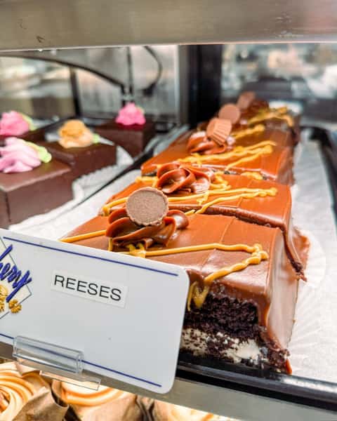 cake slices