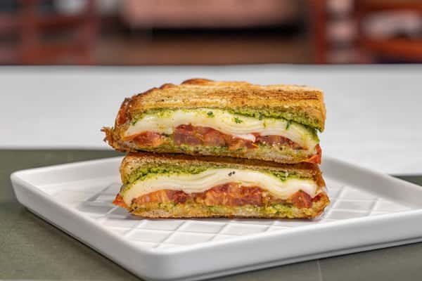 THE Caprese