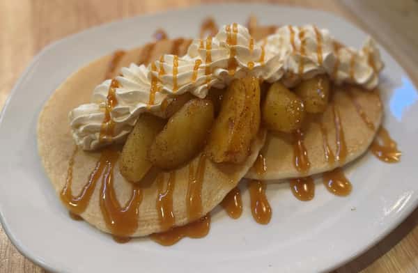 Cinnamon Apple Pancakes