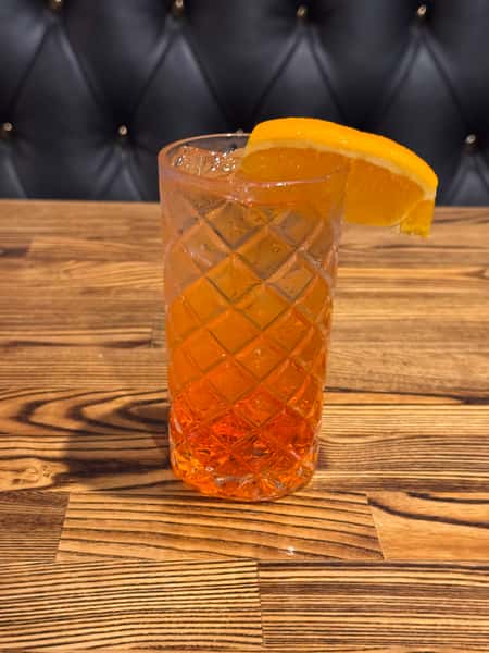 "NEW SPRING SPECIAL" APEROL SPRITZ