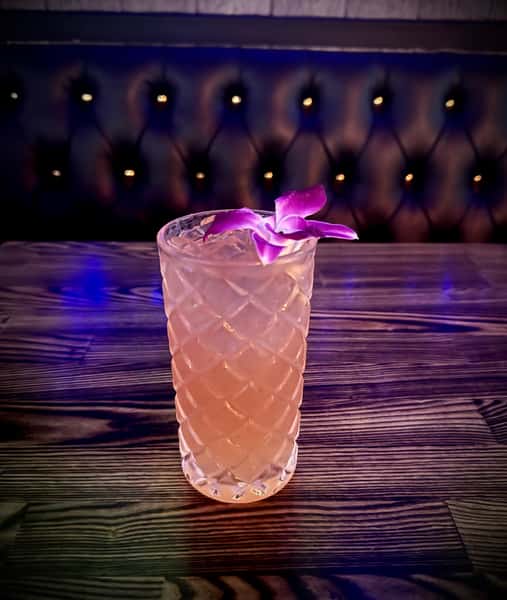 "NEW" Golden State Paloma