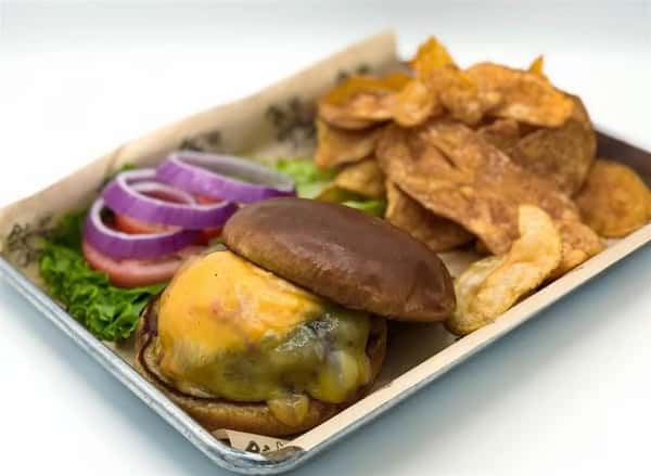 Three Sisters Cheeseburger