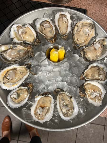 Raw Gulf Oysters