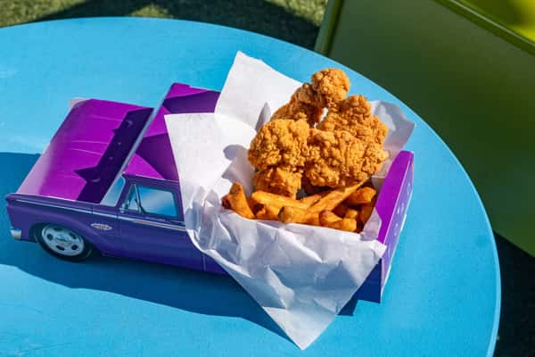 Kids Chicken Tender & Fries