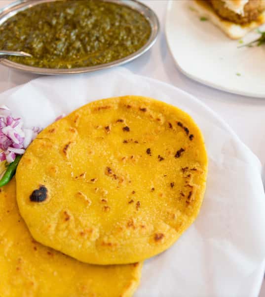Makki Roti and Saag