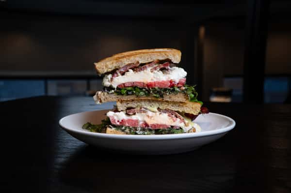 BURATTA B.L.T.