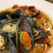 Smoked New Zealand Mussels & Pasta