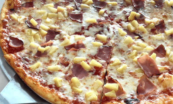 Honey Ham + Pineapple pizza 18'