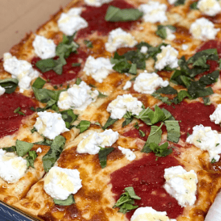 Honey Deniro Square Pizza