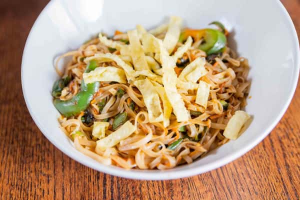 Spicy Noodles with Peanut Sauce