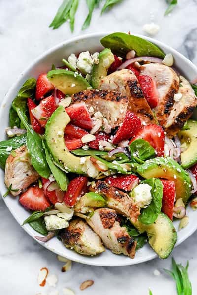 Strawberry Spinach Salad with Grilled Chicken and Avocado