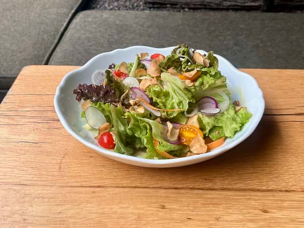 Farmer's Market Mixed Green Salad