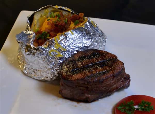 filet mignot with baked potato
