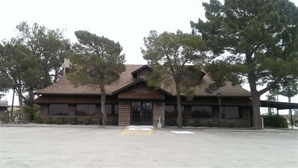 outside view of restaurant