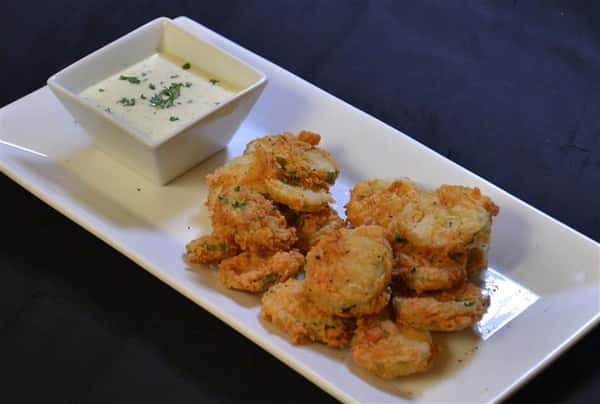 fried green tomatoes with dipping sauce