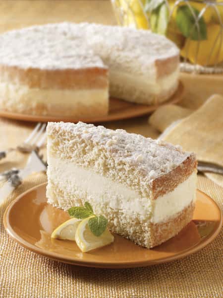 Italian Lemon Cream Cake