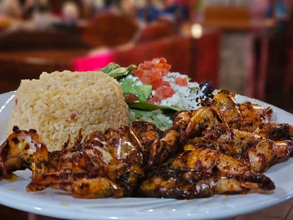 Dish with rice and chicken