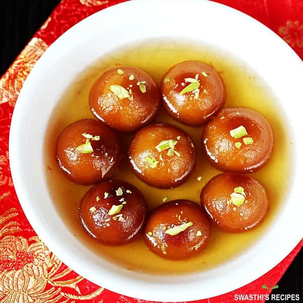 Hot gulab jamun