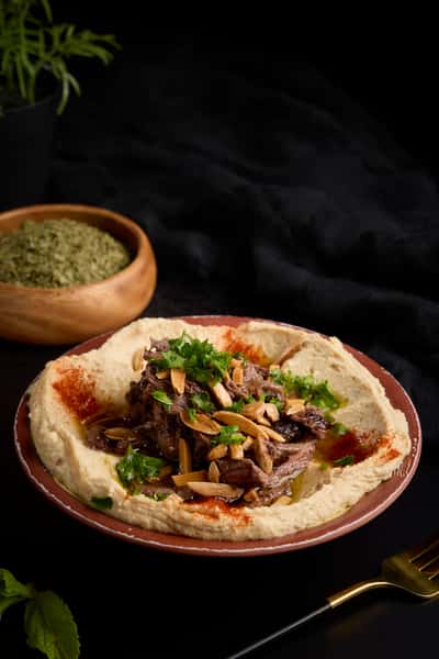 Hummus with Meat