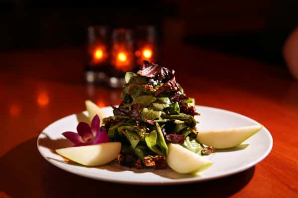 Salad with fresh slices of pear