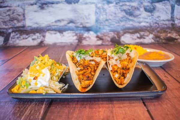 TACOS DE POLLO CHIPOTLE